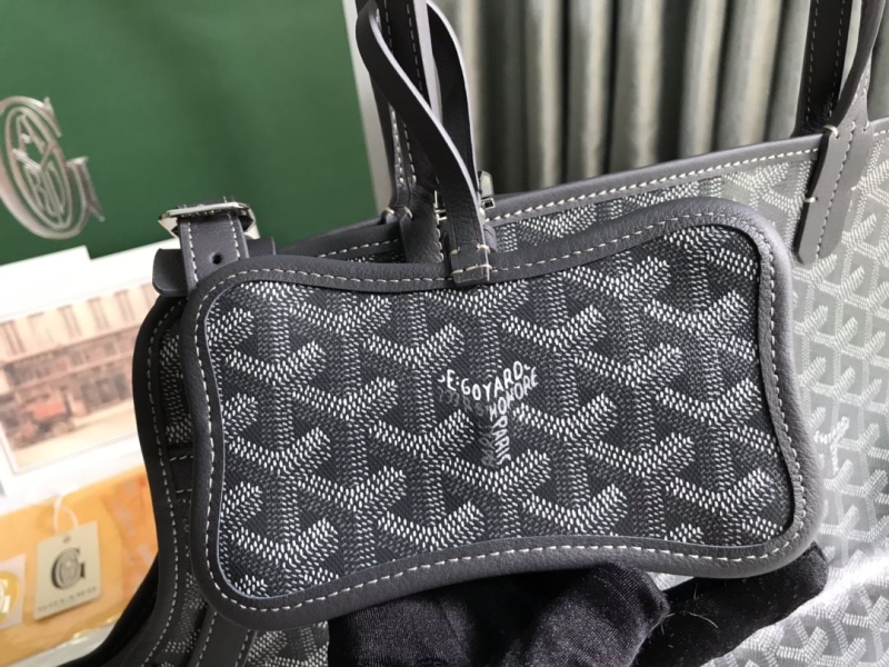 Goyard Pet Bags